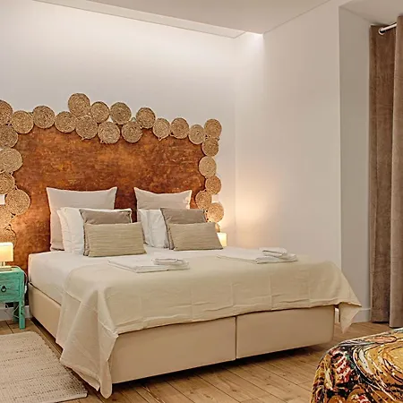 Πανσιόν By Trip2portugal 4*