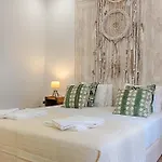 By Trip2portugal Гостьовий будинок Лісабон