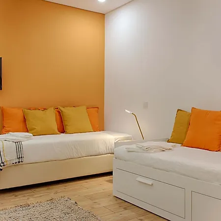 By Trip2portugal 4* Lizbona